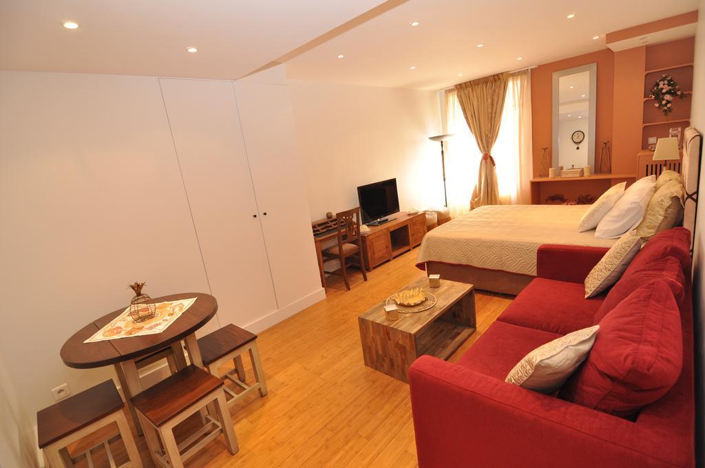 פריז Champs Elysees Executive Apartment מראה חיצוני תמונה