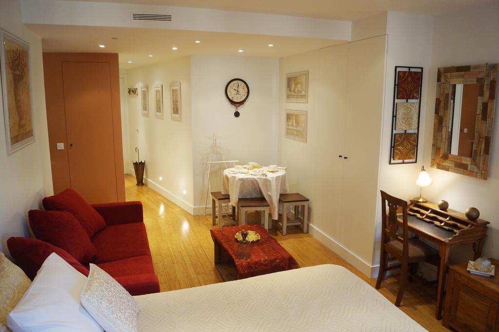 פריז Champs Elysees Executive Apartment מראה חיצוני תמונה